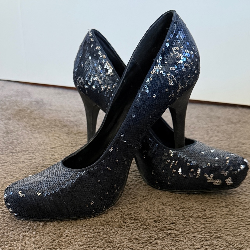 Report Navy Sequin Heels